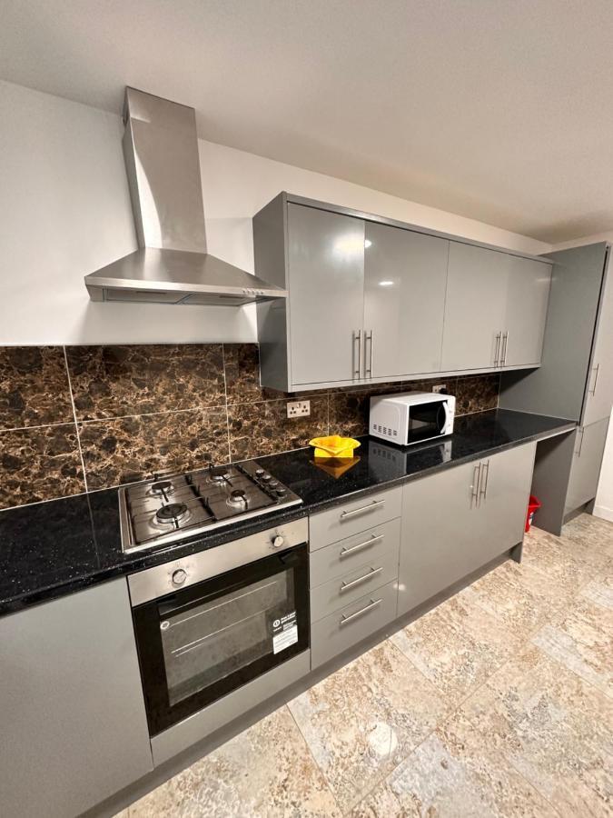 Canary Wharf Single Double And En-Suite Rooms Лондон Экстерьер фото
