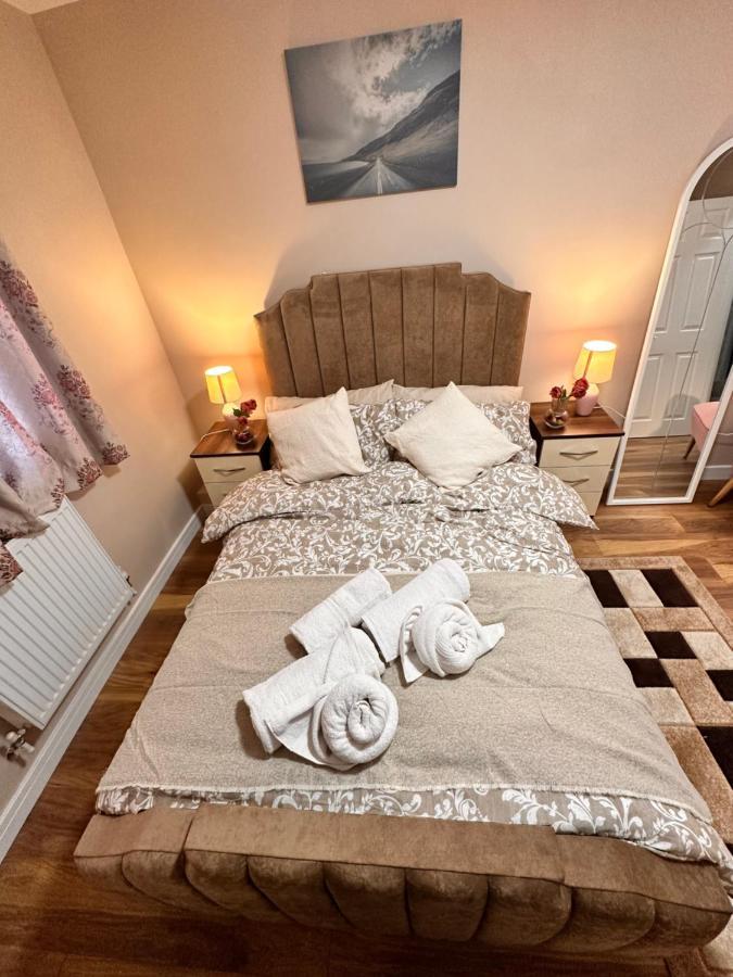 Canary Wharf Single Double And En-Suite Rooms Лондон Экстерьер фото