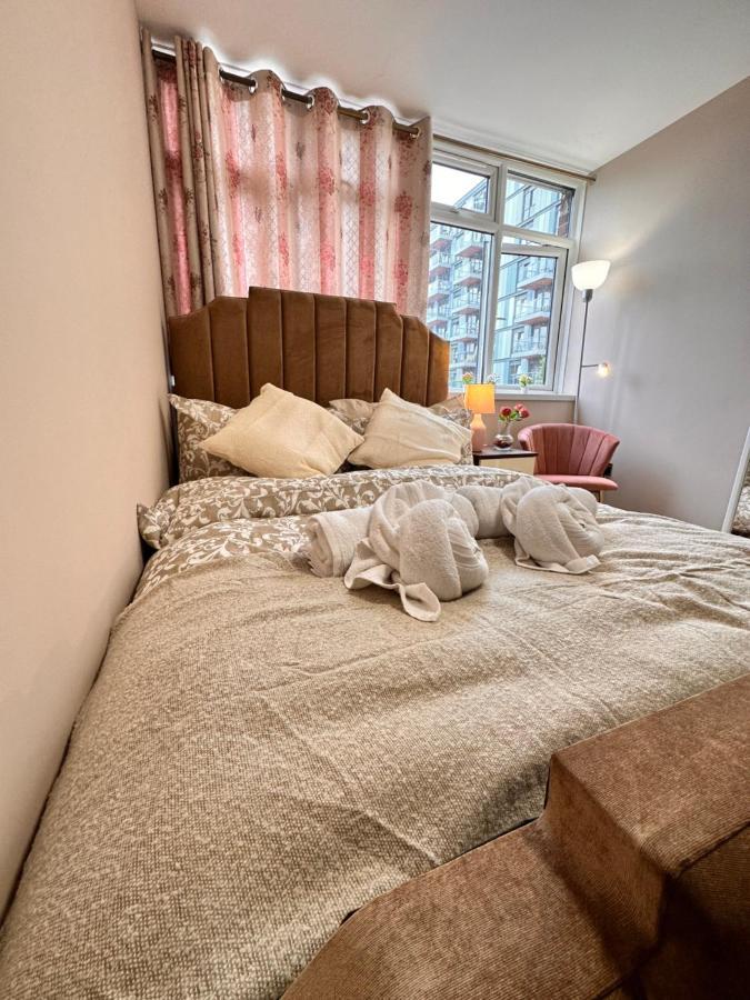 Canary Wharf Single Double And En-Suite Rooms Лондон Экстерьер фото